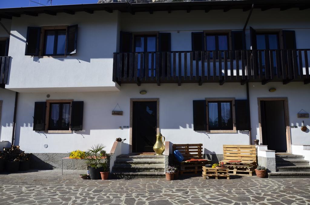 Residence Mezzosole Riva del Garda Rum bild