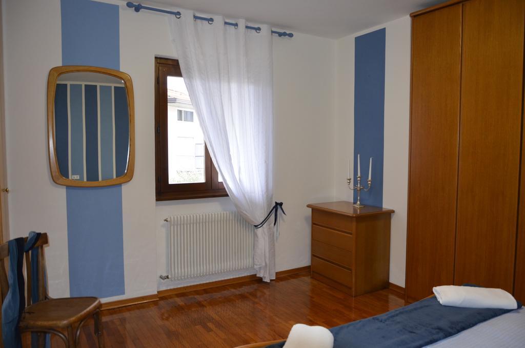 Residence Mezzosole Riva del Garda Rum bild