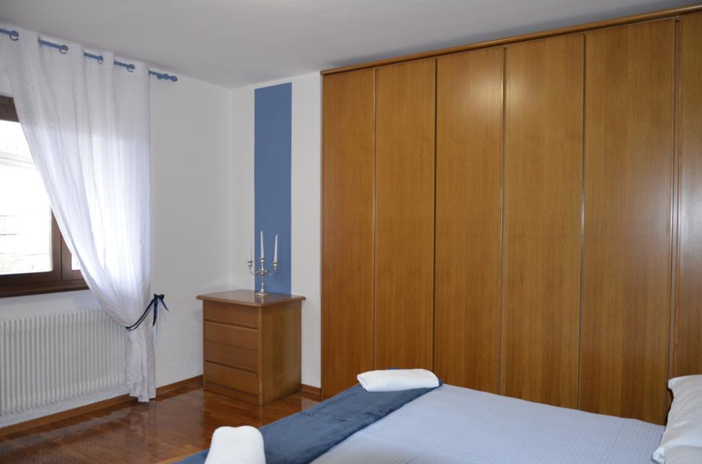 Residence Mezzosole Riva del Garda Rum bild