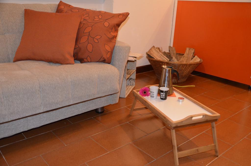 Residence Mezzosole Riva del Garda Rum bild