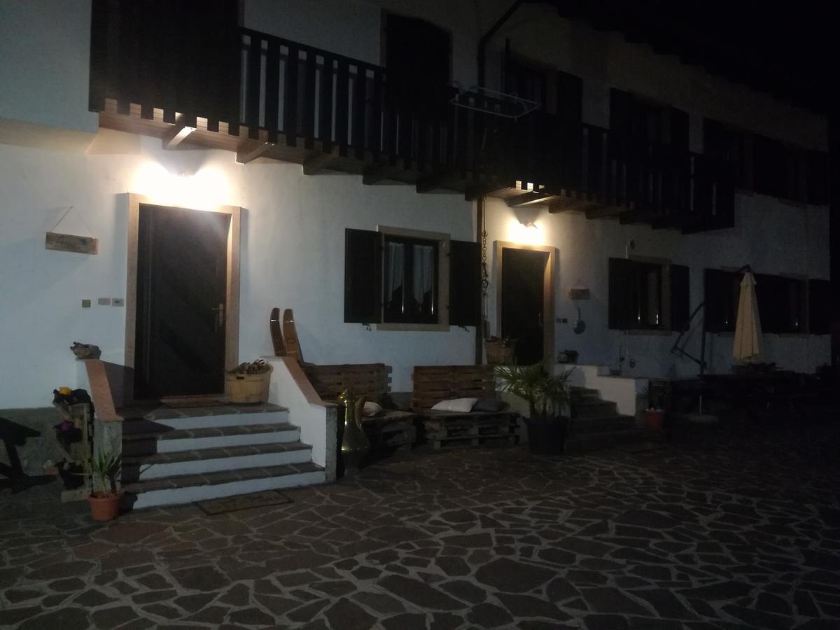 Residence Mezzosole Riva del Garda Exteriör bild